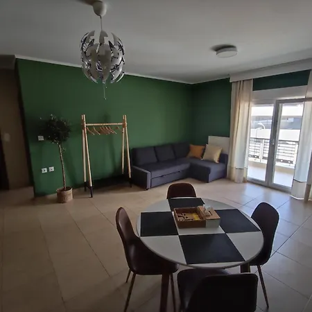 Apartment Cozy Apt! Friends & Family - Private Paid Parking Thessaloniki